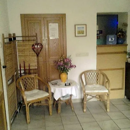Szálloda Altes Wirtshaus Foerdergersdorf 3*