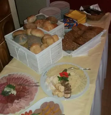 Altes Wirtshaus Foerdergersdorf Szálloda 3*