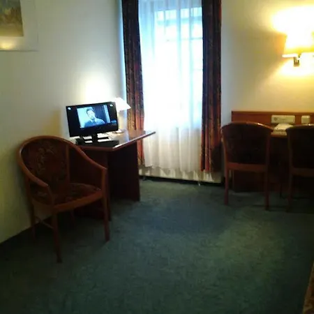Garni Altes Wirtshaus Fördergersdorf Hotel 3*